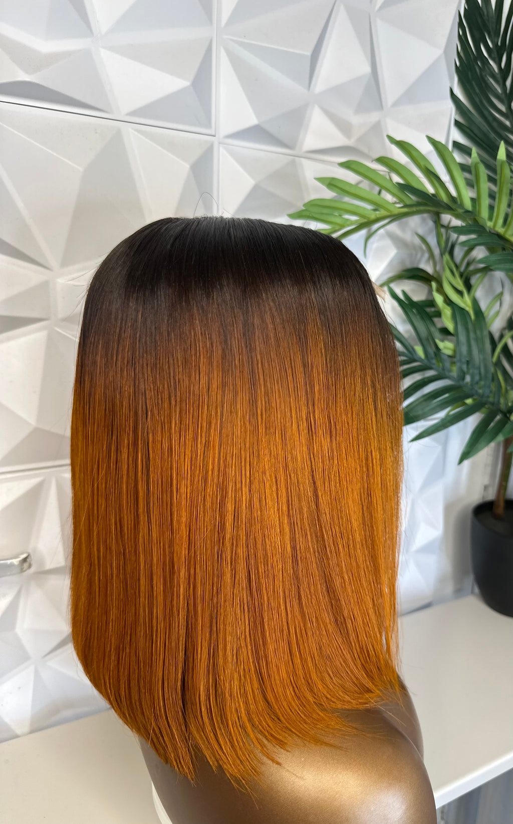 Sunflare – 12” Bone Straight Wig (SDD 2x6 Closure)