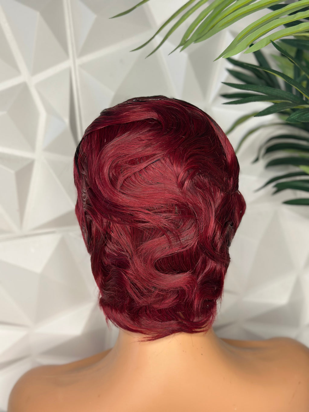 The Scarlet Wave – Red Wine Finger Wave Wig
