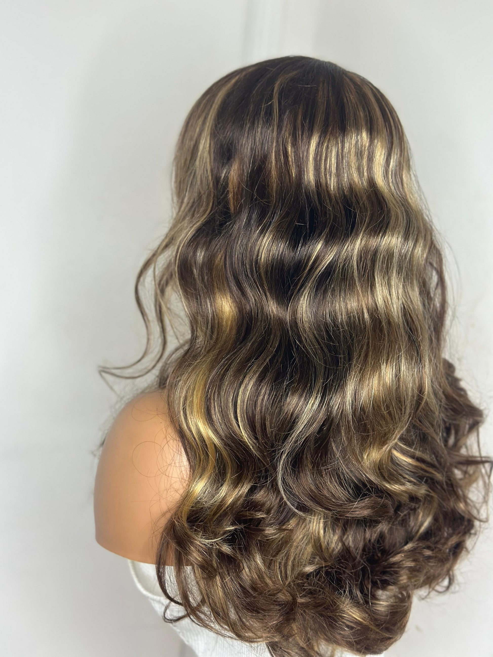 Brown with Blonde Highlight Wig | 22 inches