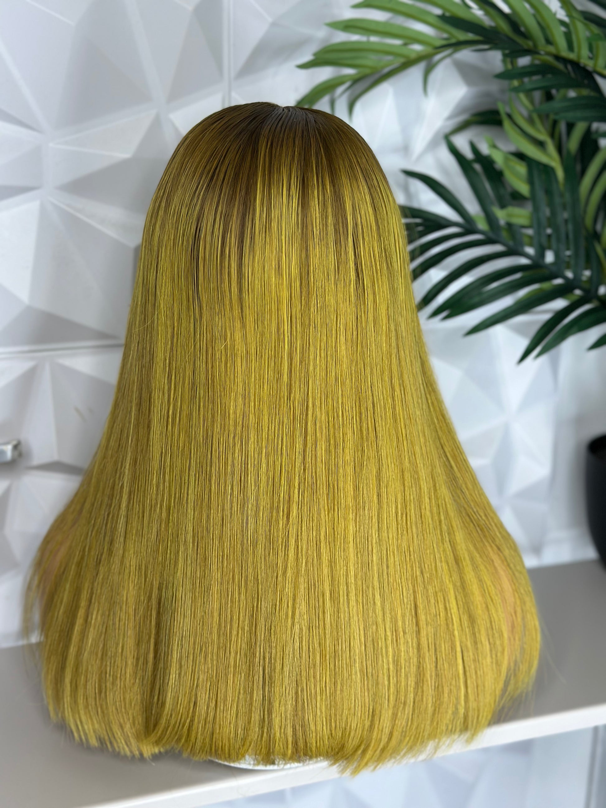 18” Golden Olive Luxe bone straight wig