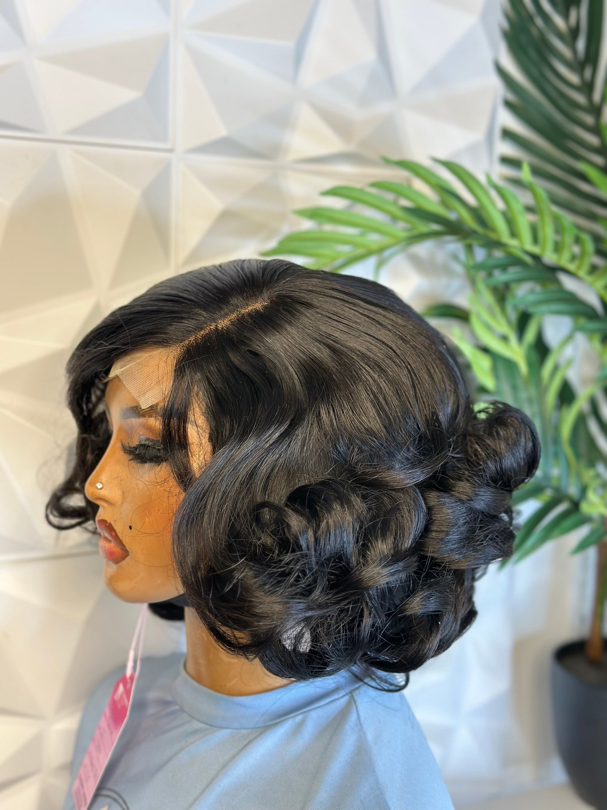 SDD Reina Curls – Luxury Bob Wig (12”)